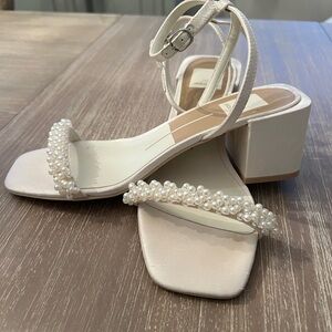 DV BY DOLCE VITA ZALIMA PEARL HEELS 7.5